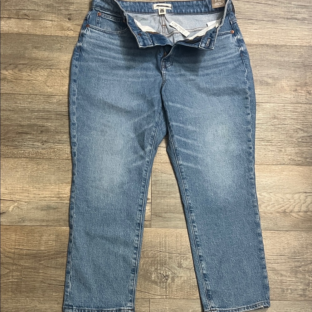 Madewell Women's Classic Blue Cropped Jeans
